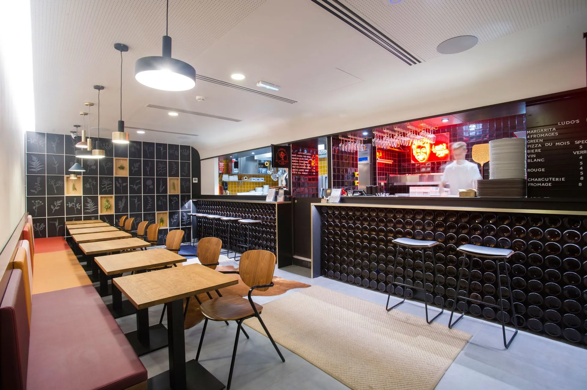 Rénovation de la tour rose food traboule à Lyon par 2B-Groupe