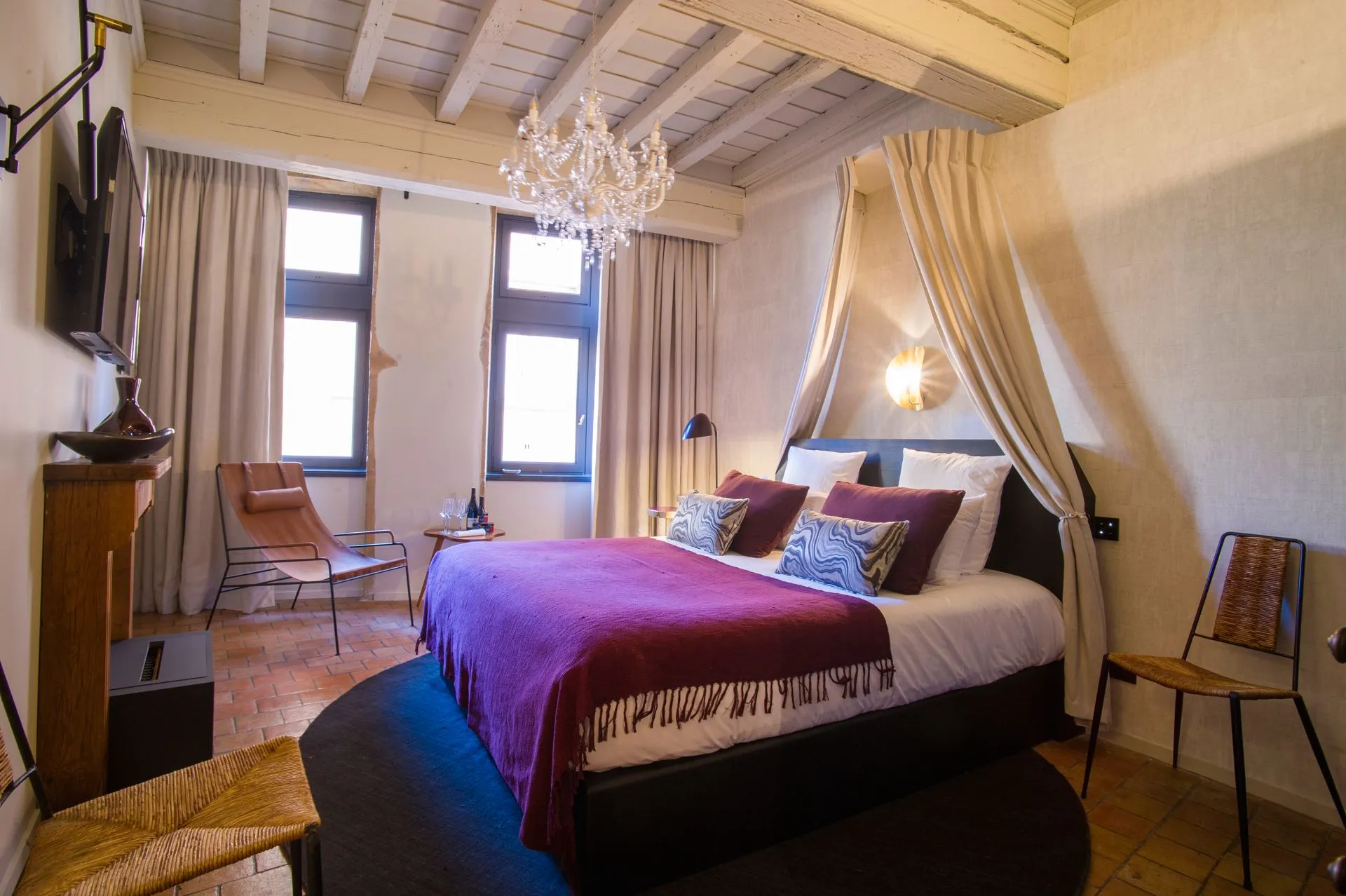 Rénovation de la tour rose food traboule à Lyon par 2B-Groupe