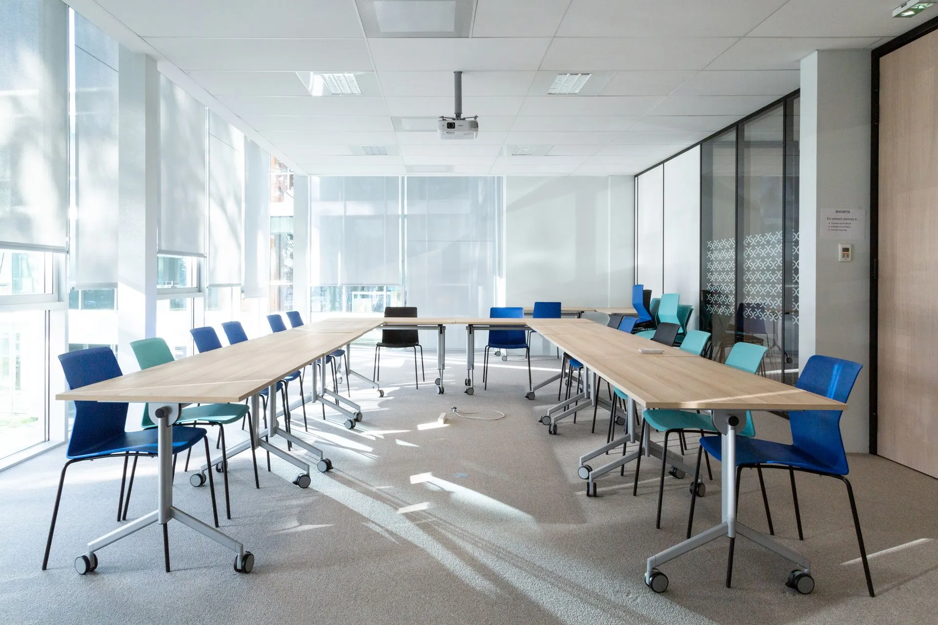 Aménagement de bureaux et locaux professionnels à LYon par 2B-Groupe