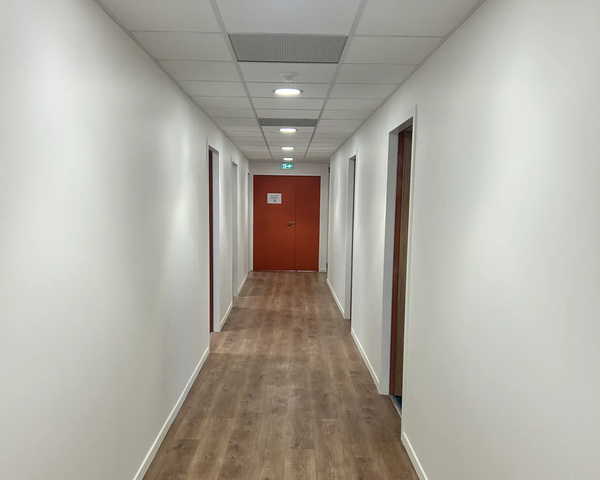 Rénovation et ménagement d'un institut à Lyon par 2B-Groupe