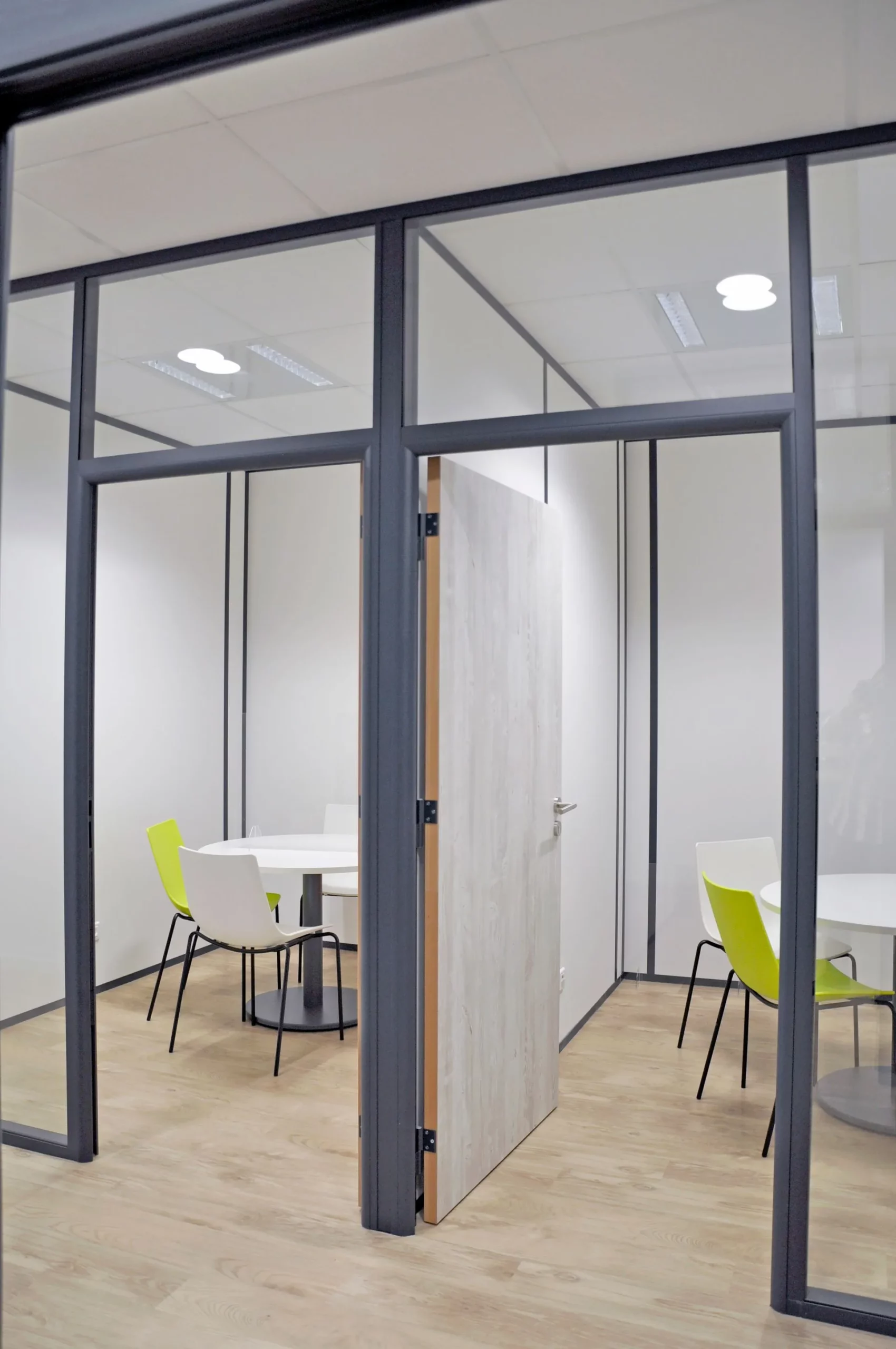 Aménagement de bureaux professionnels par 2B-Groupe à Lyon