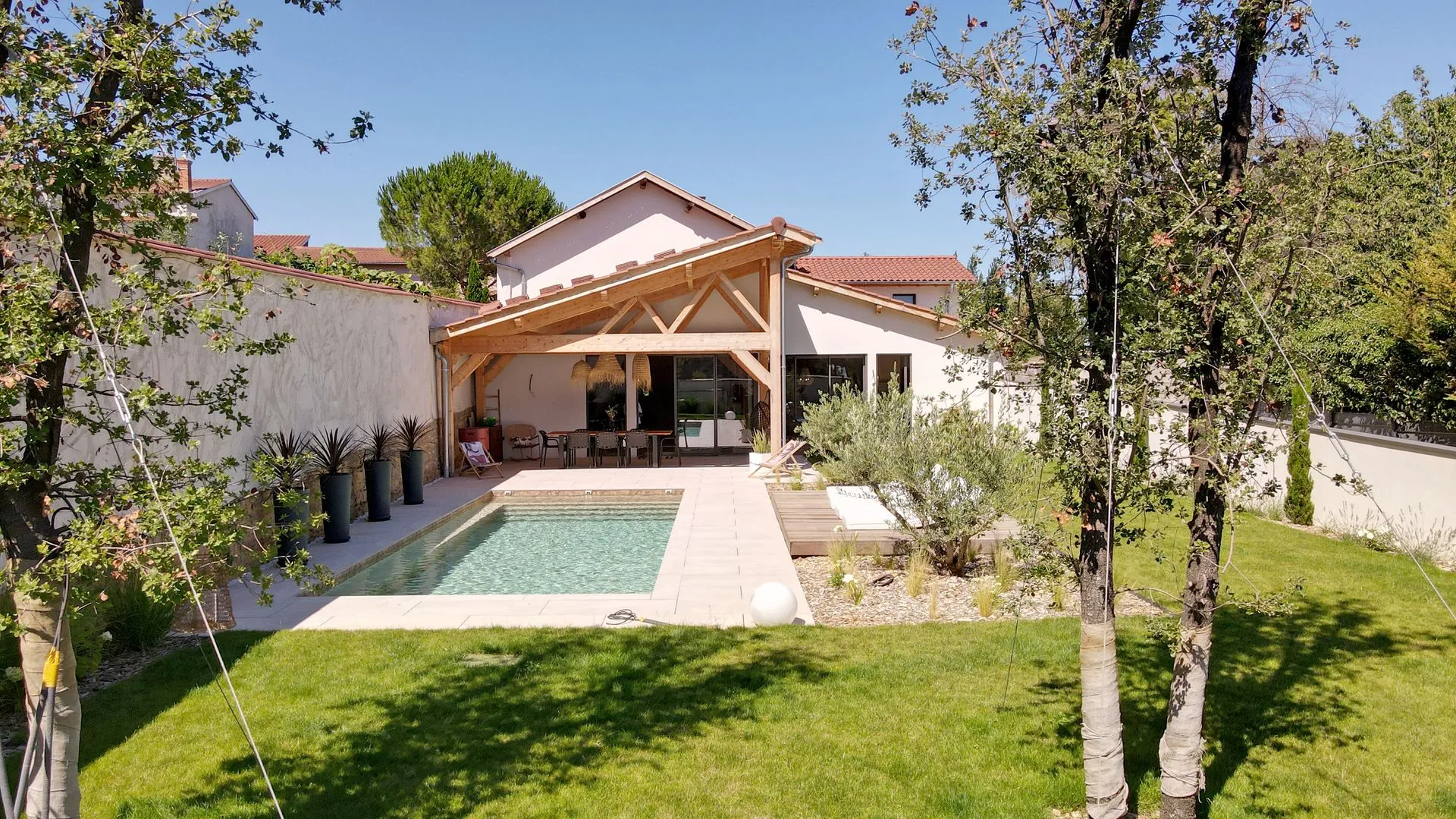 Rénovation de maison dans les monts d'or à Lyon par 2B-Groupe