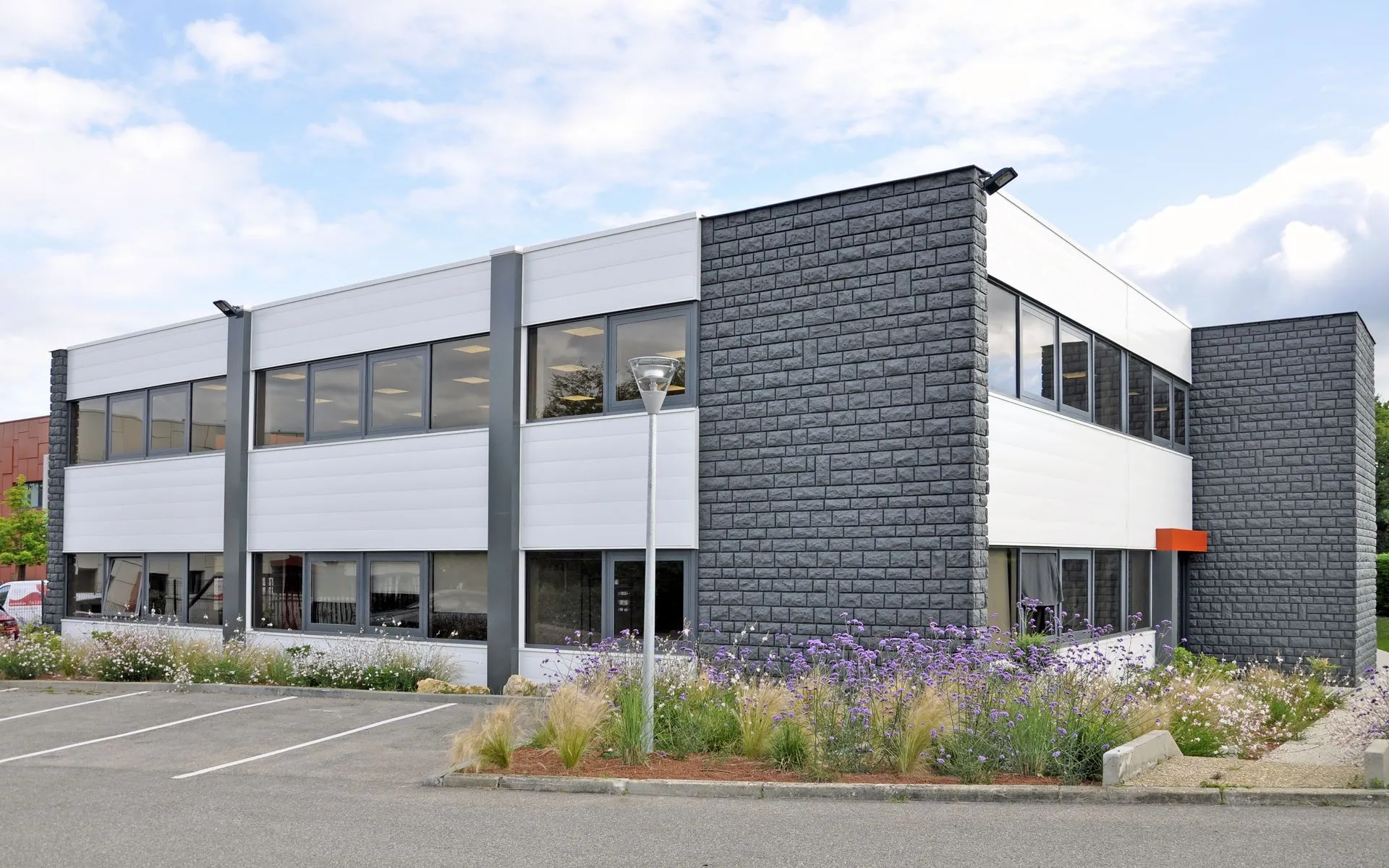 Aménagement locaux professionnels à Dardilly