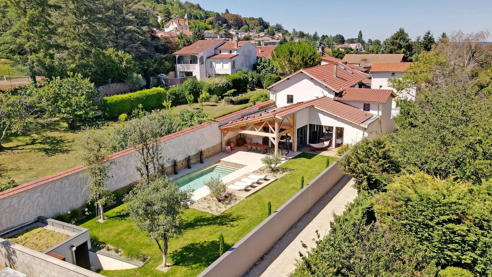 Rénovation de maison dans les monts d'or à Lyon par 2B-Groupe