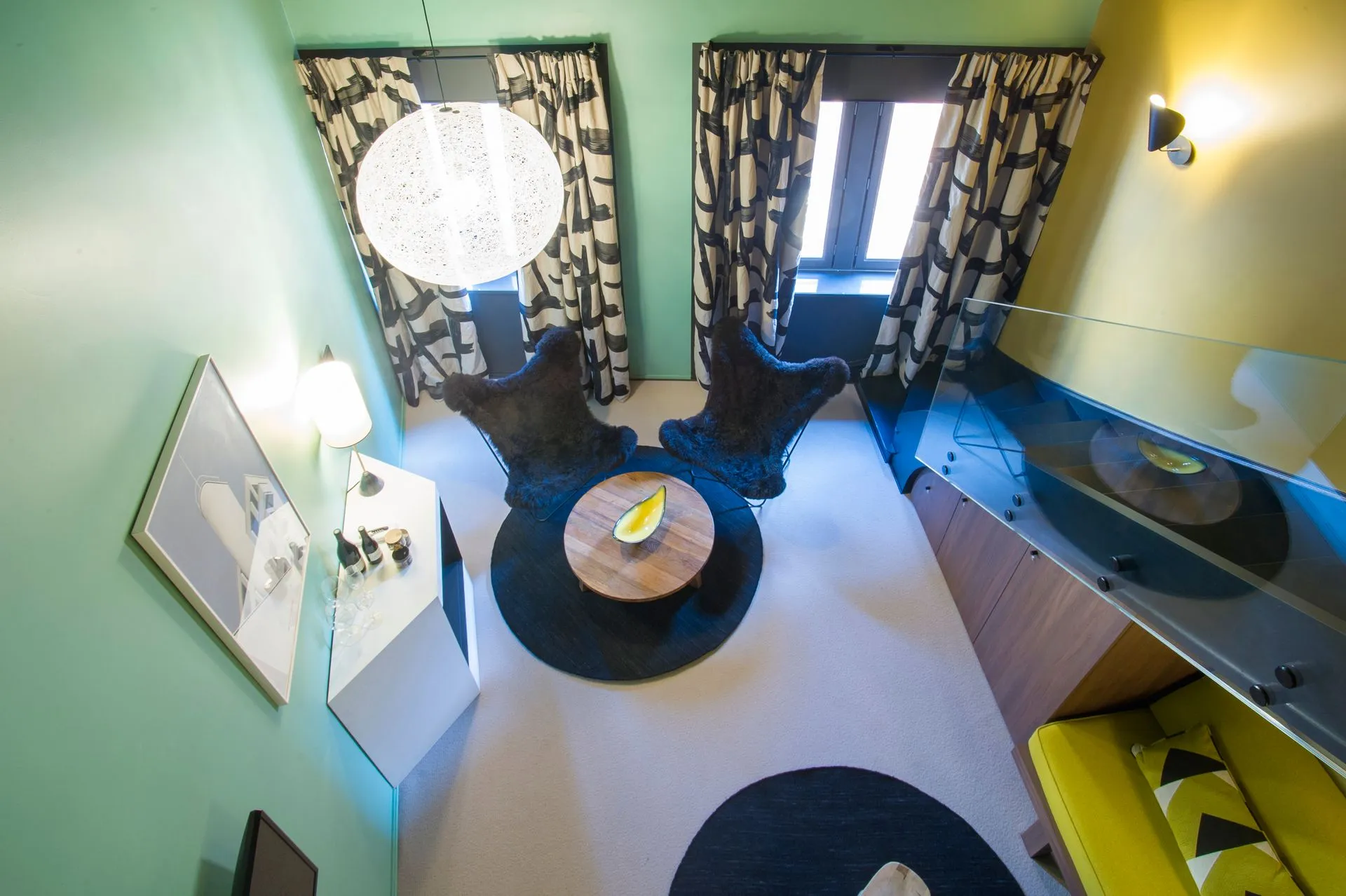 Rénovation de la tour rose food traboule à Lyon par 2B-Groupe