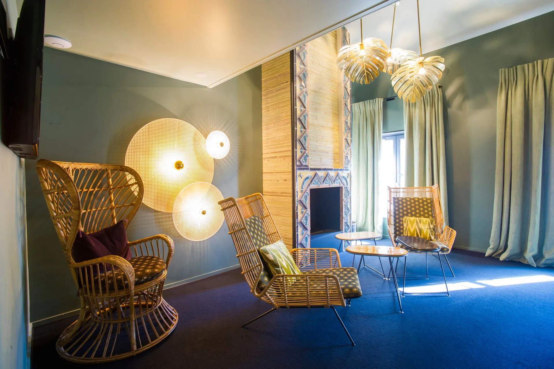 Rénovation de la tour rose food traboule à Lyon par 2B-Groupe