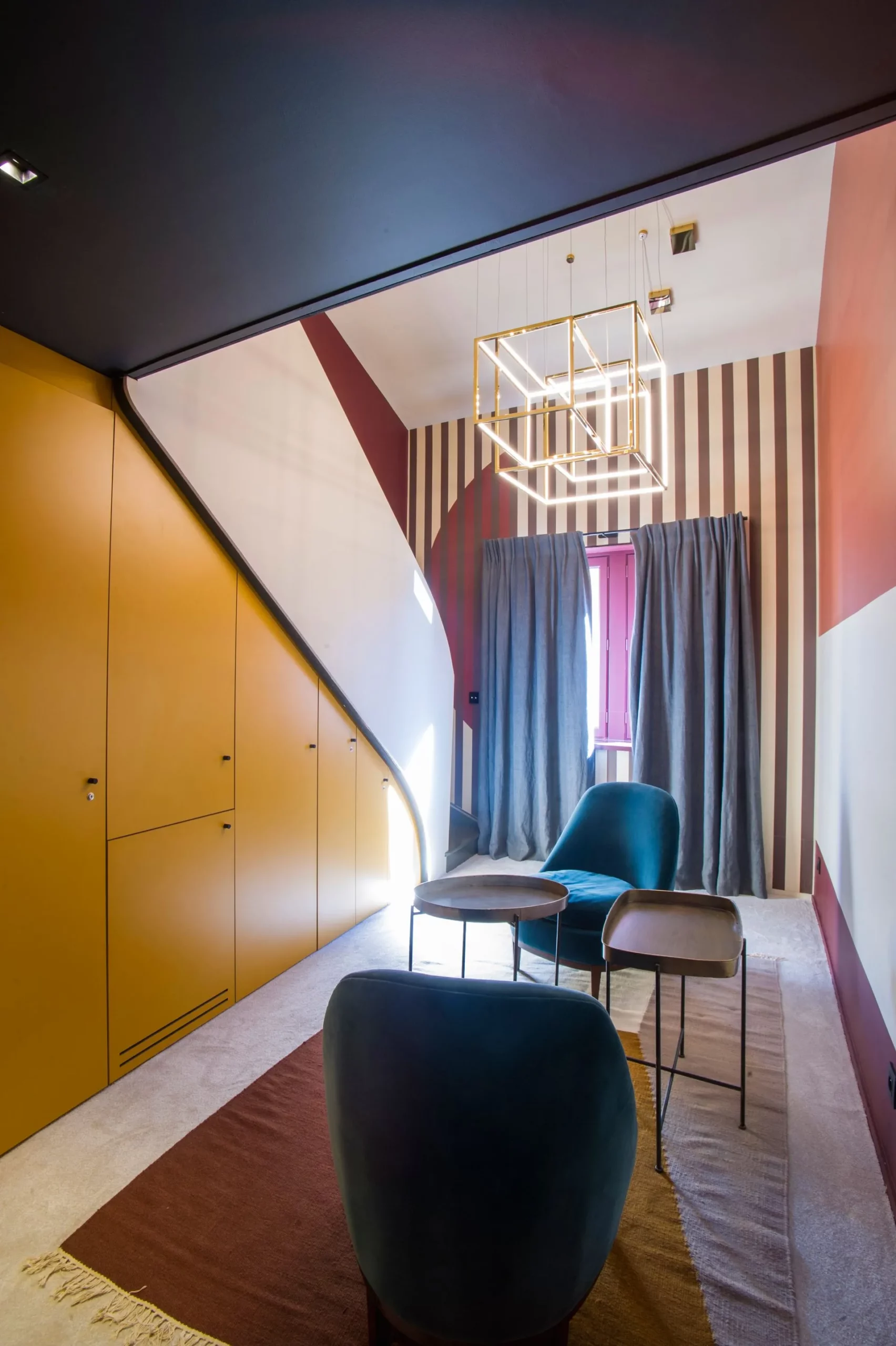 Rénovation de la tour rose food traboule à Lyon par 2B-Groupe