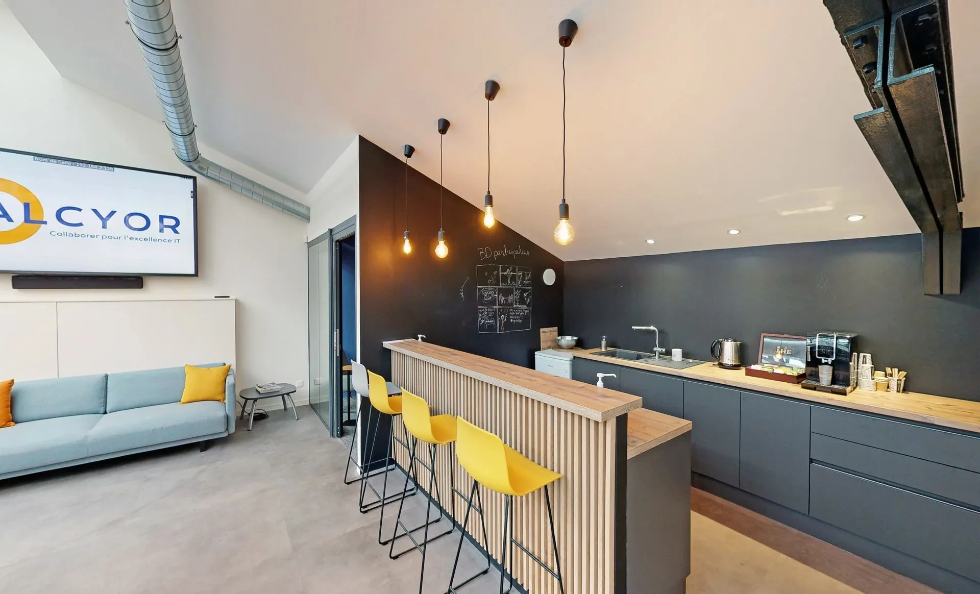 Aménagement de locaux professionnels pour une entreprise à Lyon par 2B:Groupe