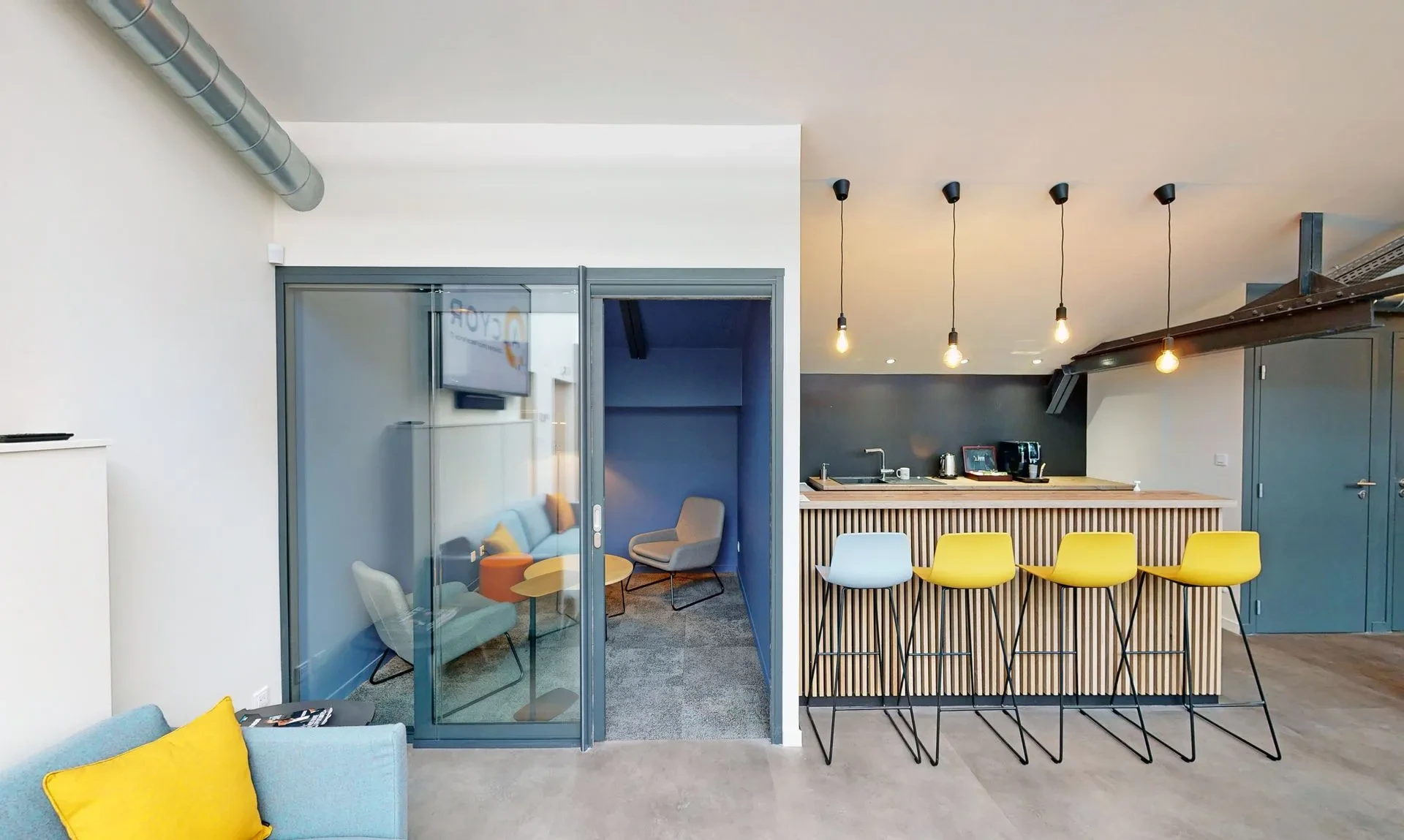 Aménagement de locaux professionnels pour une entreprise à Lyon par 2B:Groupe