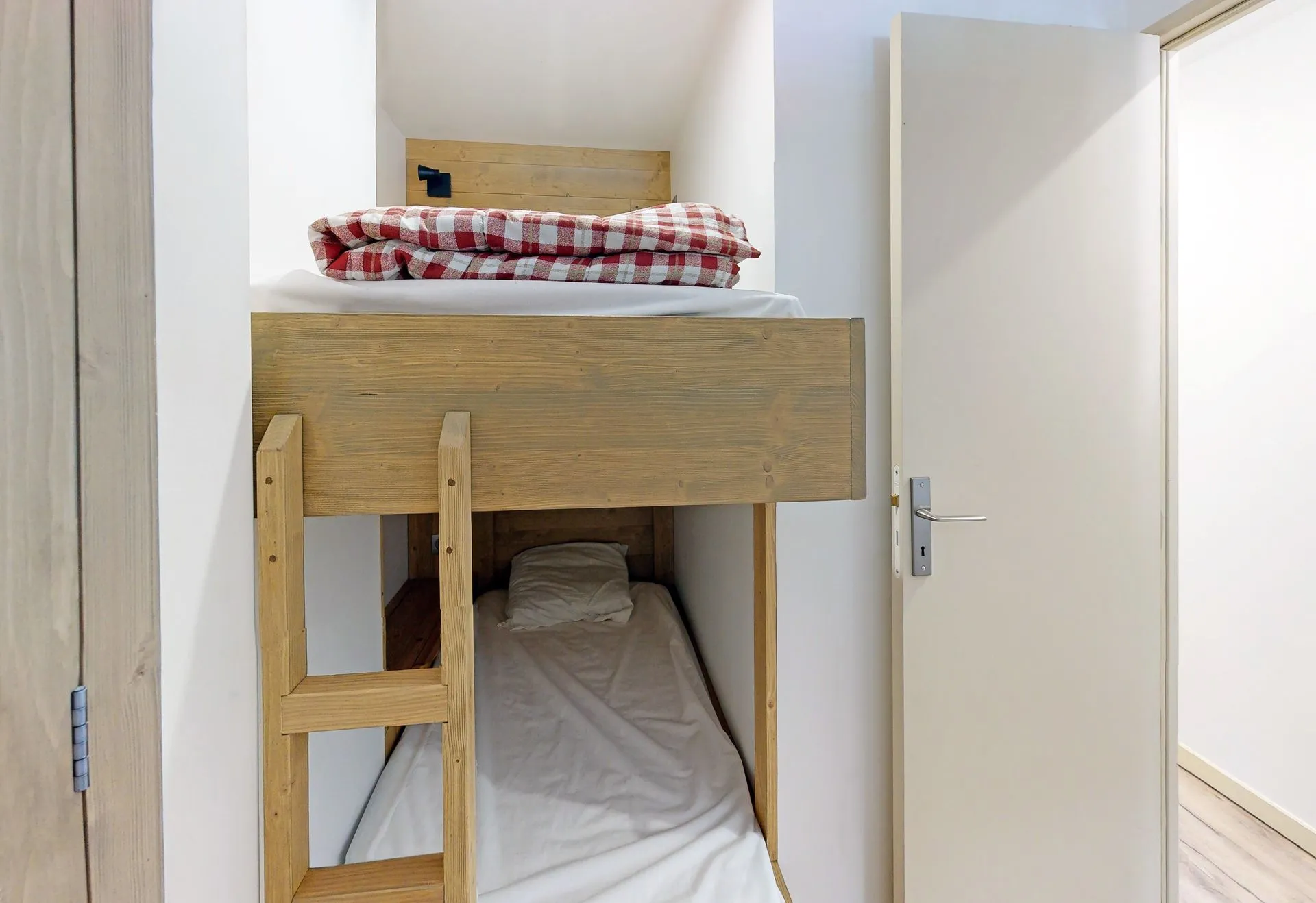 Rénovation et transformation de studios en appartement à Lyon par 2B-Groupe