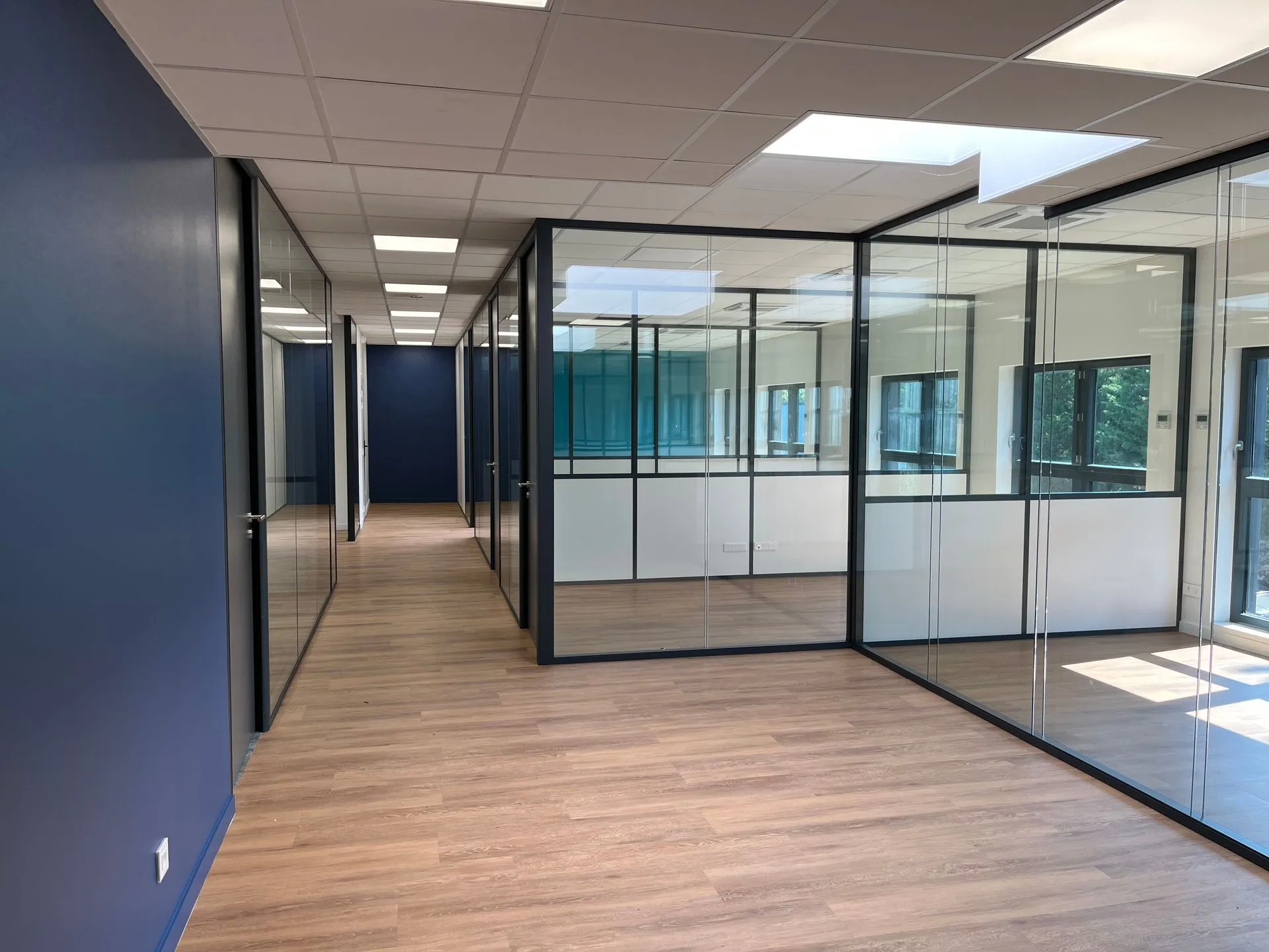 Aménagement de bureaux à Rillieux-la-Pape par 2B-Groupe