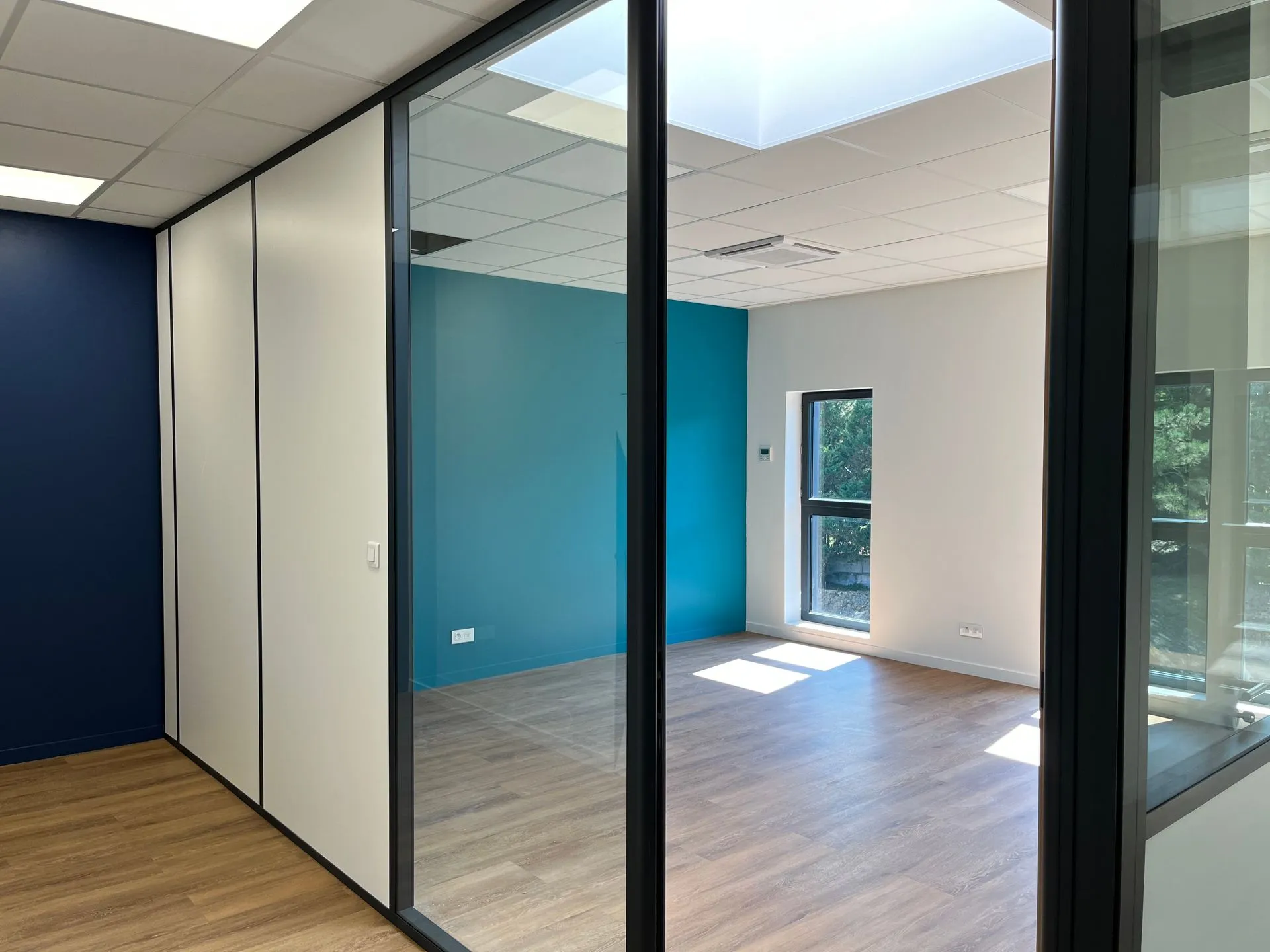 Aménagement de bureaux à Rillieux-la-Pape par 2B-Groupe