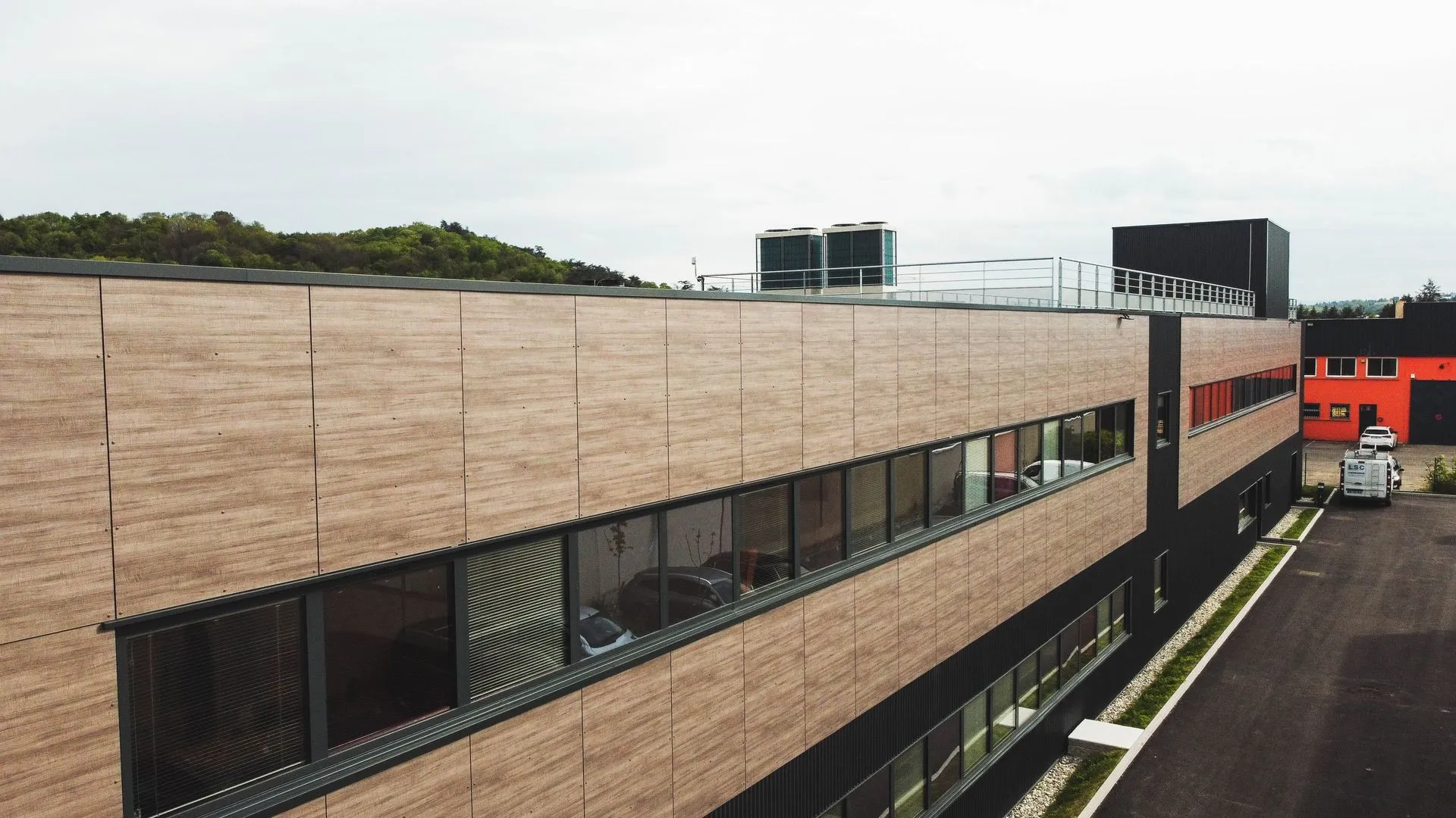 Aménagement d'usine à Lyon par 2B-Groupe